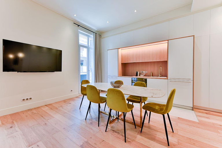 Others 4, Luxury Apartment - Cannes Center/Rue d'Antibes, Alpes-Maritimes