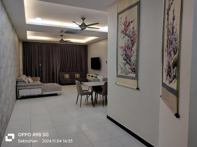 Bedroom 2, Sekinchan HighView Penthouse 15pax 5R5B 顶层公寓 看海 看稻田景, Sabak Bernam