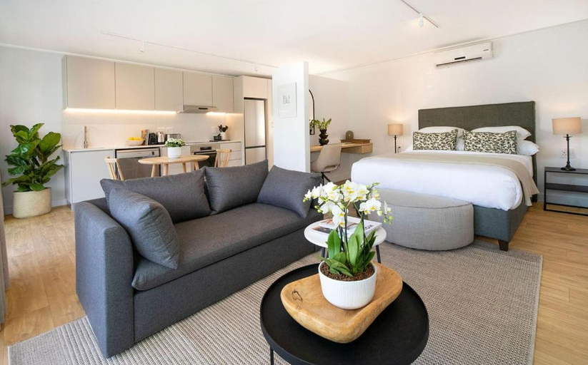 Others 4, Middedorp Apartments, Cape Winelands