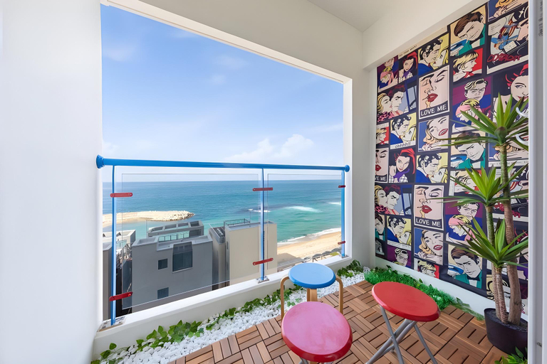 Others 5, Sokcho Summit Bay 804, Goseong