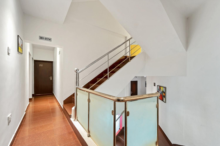 Public Area 3, Itsy Hotels Adrak, Thiruvananthapuram