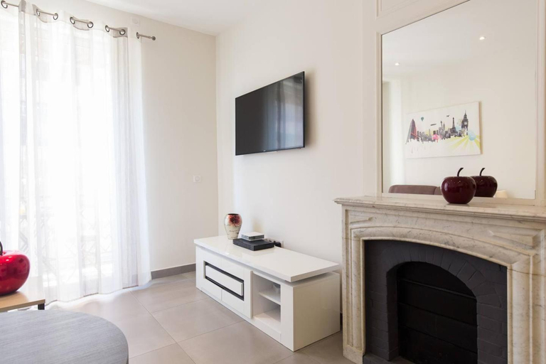Others 5, Palais Miramar: 1 bed side sea view, Alpes-Maritimes