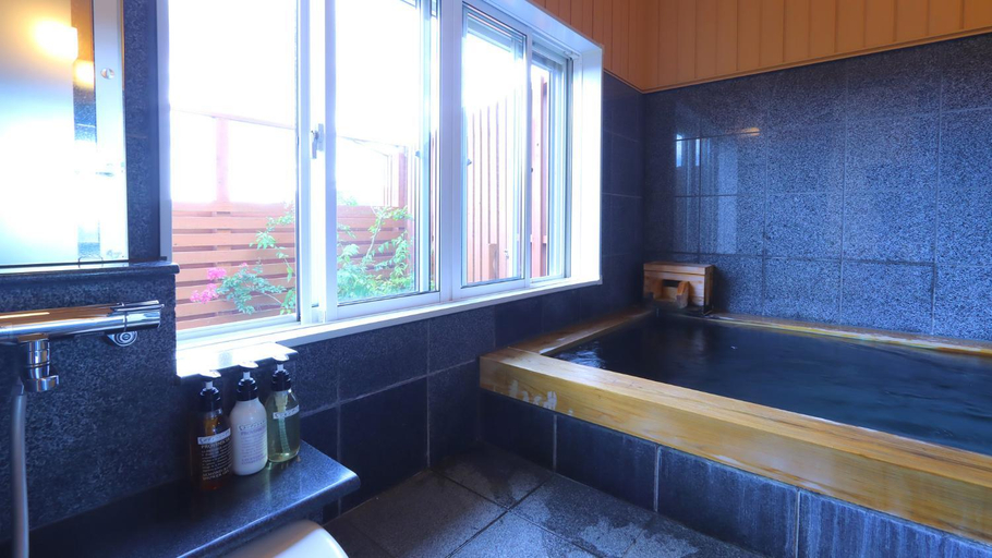 Bathroom 4, Minamiaso Nobara Inn, Minamiaso