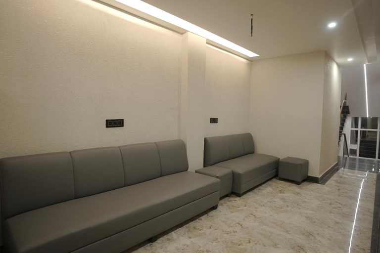 Public Area 3, Madina Inn, Kaushambi