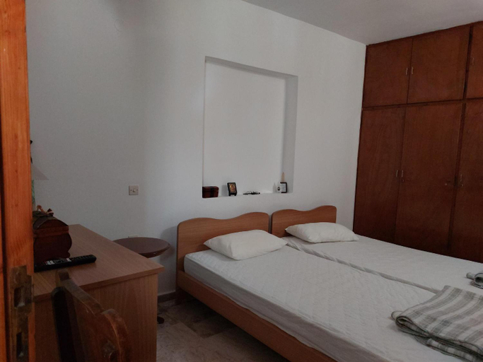 Others 3, Emily's Guest House, South Aegean
