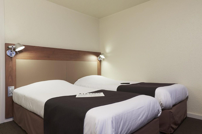 Bedroom 3, Campanile Lille Sud-CHR, Nord