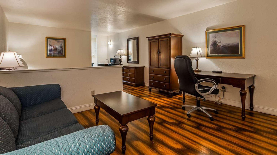 Bedroom 4, Surestay Plus Hotel by Best Western Susanville, Lassen