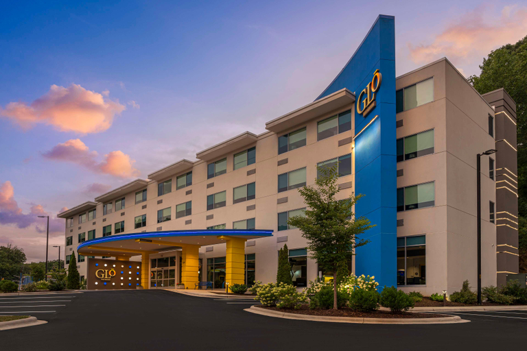 Exterior & Views 2, GLō Best Western Asheville Blue Ridge Parkway, Buncombe