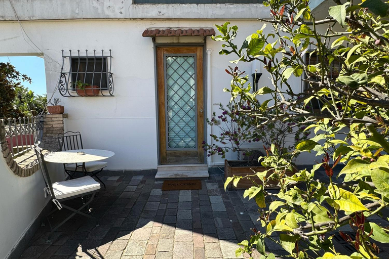 Others 5, Guestsuite Maison 80123, Napoli