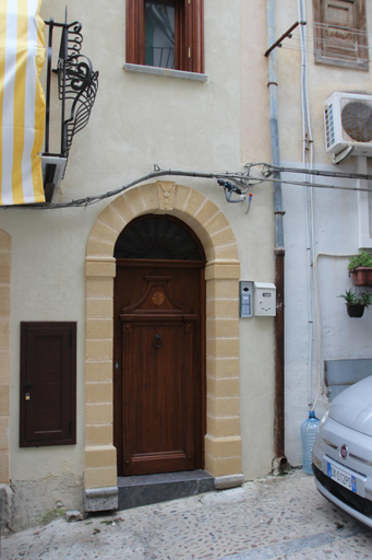 Exterior & Views, Vanni House 68, Palermo