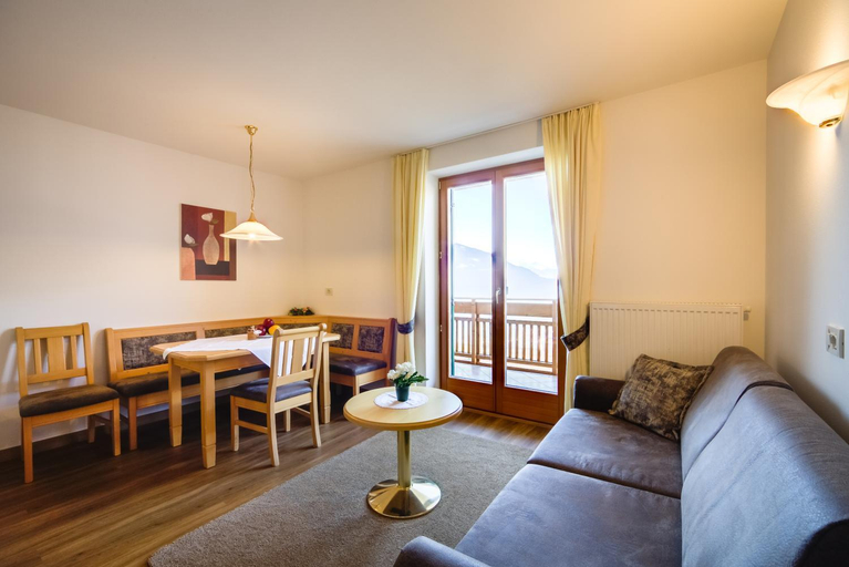 Others 3, Residence *** Geringerhof, Bolzano