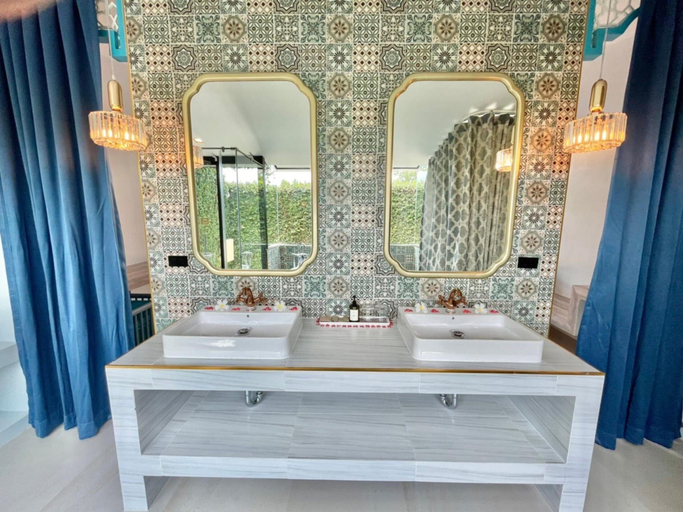 Bathroom 5, The Kiri Villas Resort, Phuket Island