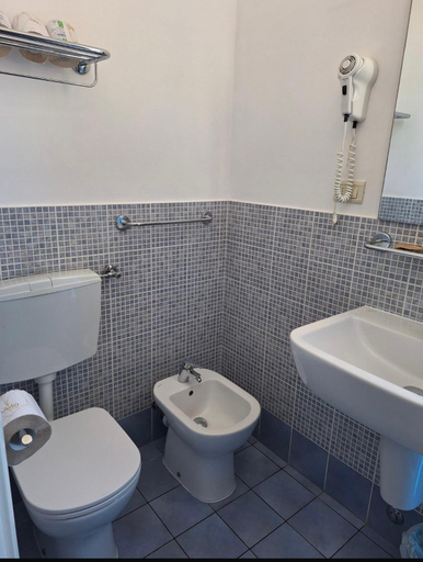 Others 3, K2 Hotel, Rimini