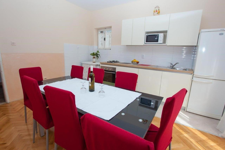 Others 3, Apartments Nuic 748, Makarska
