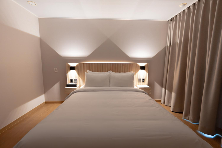 Bedroom 2, Le Comte Bleu , Pyeongchang
