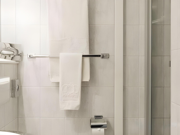 Bathroom 3, Hotel Krone, Thun