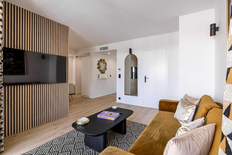 Others 5, Harmonie with private terrace - near Croisette, Alpes-Maritimes