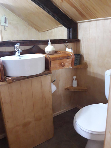 Bathroom 4, Hostal Arce Marron, Valparaíso