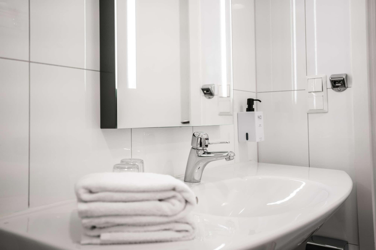 Bathroom 4, Scandic Fauske Hotel, Fauske