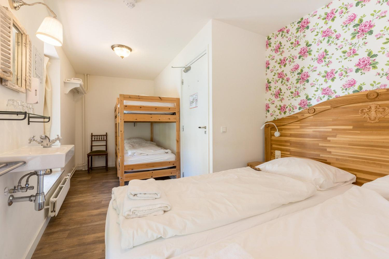 Bedroom, Herberg de Geulhemermolen, Valkenburg aan de Geul