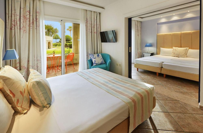 Bedroom 3, Ilio Mare Resort Hotel by GHH, East Macedonia and Thrace
