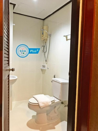 Bathroom 3, Le Tanjong House, Phuket Island