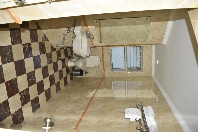 Bathroom 4, Hotel Samrat International, Sirohi