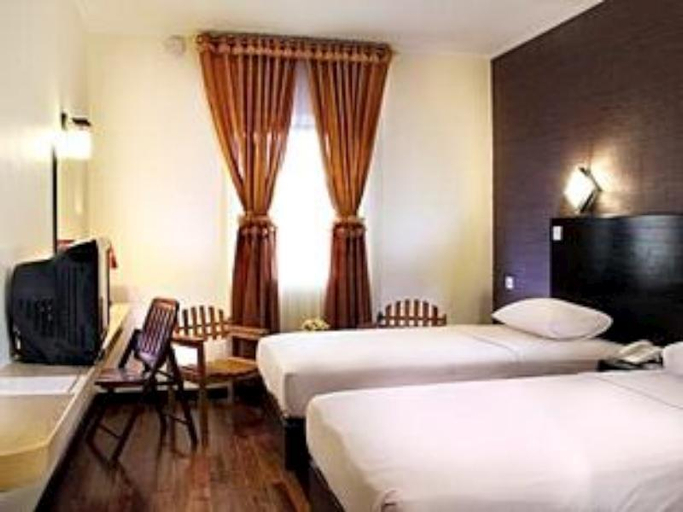 Bedroom 3, Mervit Hotel, Padang