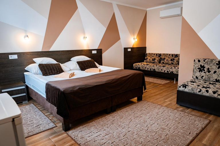 Bedroom 2, Oazis Panzio, Makó