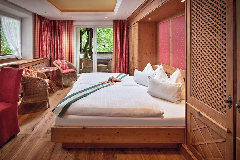 Bedroom 3, Wanderhotel Kirchner, Zell am See