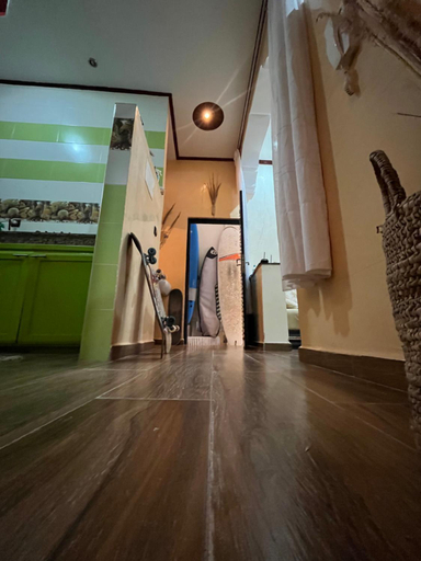 Others 5, Surf Skate House, Agadir-Ida ou Tanane
