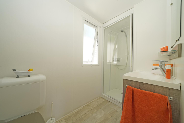 Bathroom 3, Camping Village Butterfly, Verona