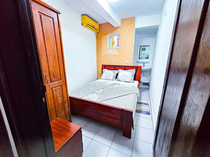 Others 3, RESIDENCE FAMILIA PHOENIX, Wouri