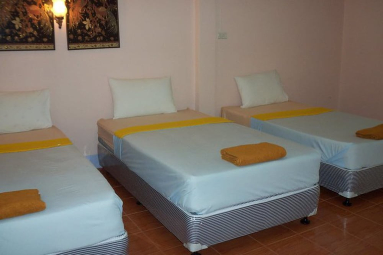 Bedroom 2, D's Corner & Guesthouse, Phuket Island