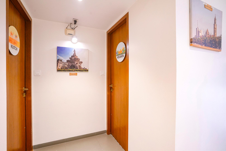 Public Area 3, Fabhotel Mumbai Corporate Rooms Jb Nagar, Mumbai Suburban