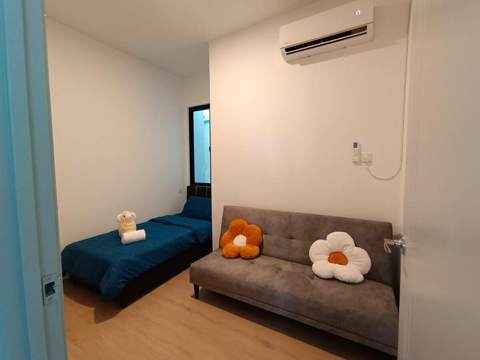 Bedroom 3, Loft Suites 01 - Skyline Suite, Kuching