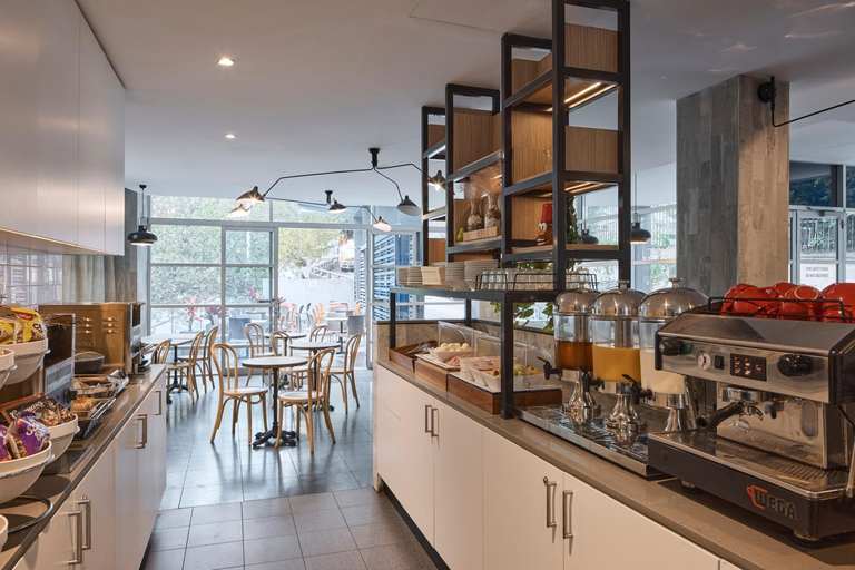Food & Drinks 5, ibis budget Sydney East, Sydney