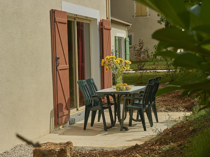 Others 5, Bungalow in Lanzac near Dordogne River, Lot