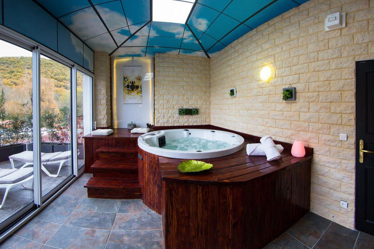 Bathroom 3, Hotel du Barry Resort & Spa, Haute-Garonne