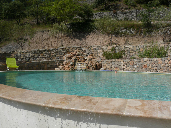 Others 3, La roque, Var