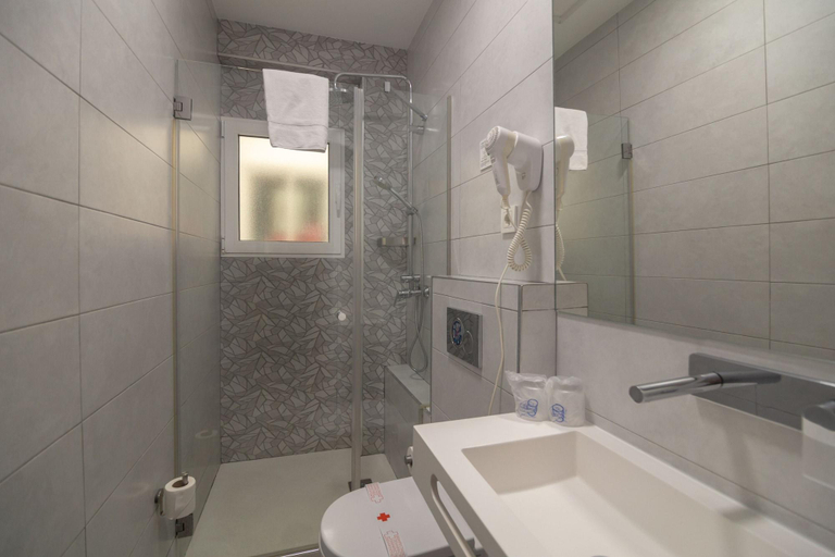 Bathroom 4, Bed & Breakfast La Milagrosa, Alicante