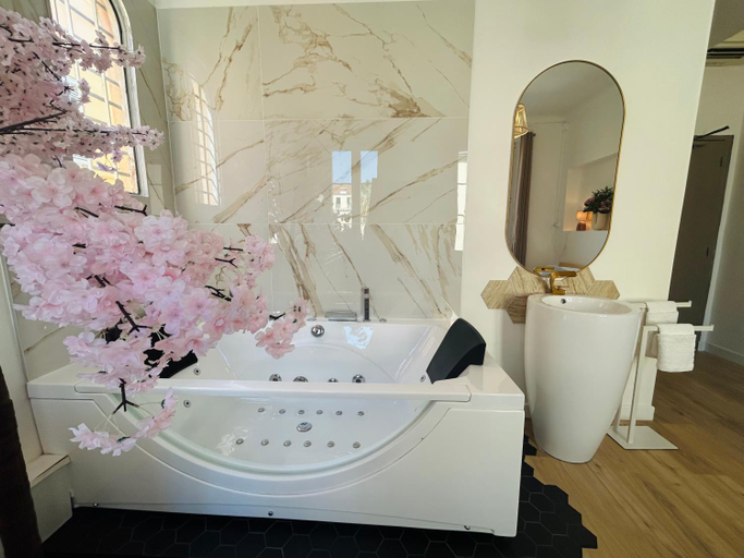 Others 4, Hotel Le Celeste, Alpes-Maritimes