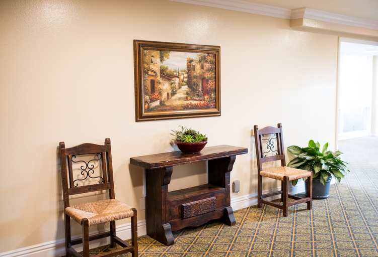 Public Area 3, Dana Point Marina Inn, Orange