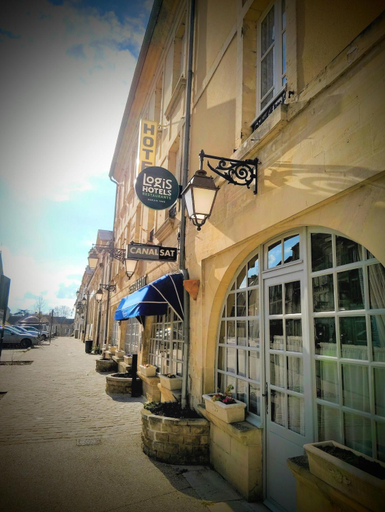 Exterior & Views 1, Hostellerie Saint Martin- Logis Hotel et Restaurant, Calvados