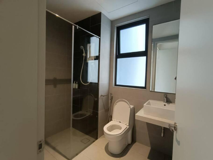 Bathroom 4, Clio2, Ioi City Mall, Putrajaya, Serdang Hospital, Kuala Lumpur