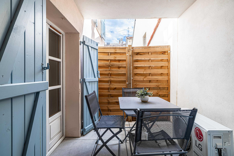 2, Magnificent renovated 2 room apartment , Alpes-Maritimes