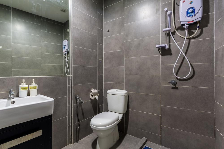 Bathroom 3, Empire Damansara, Petaling Jaya