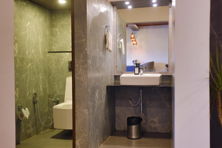 Bathroom 2, The Grand Retreat - Chikmagalur, Chikmagalur