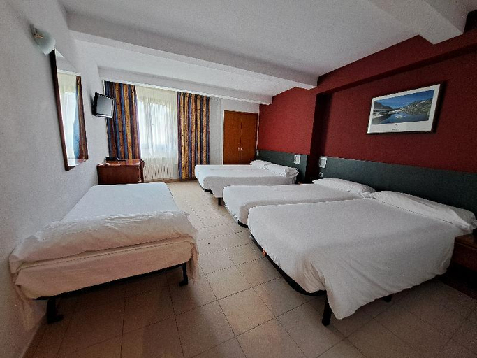 Bedroom 3, Hotel Cims Pas de La Casa, Pyrénées-Orientales
