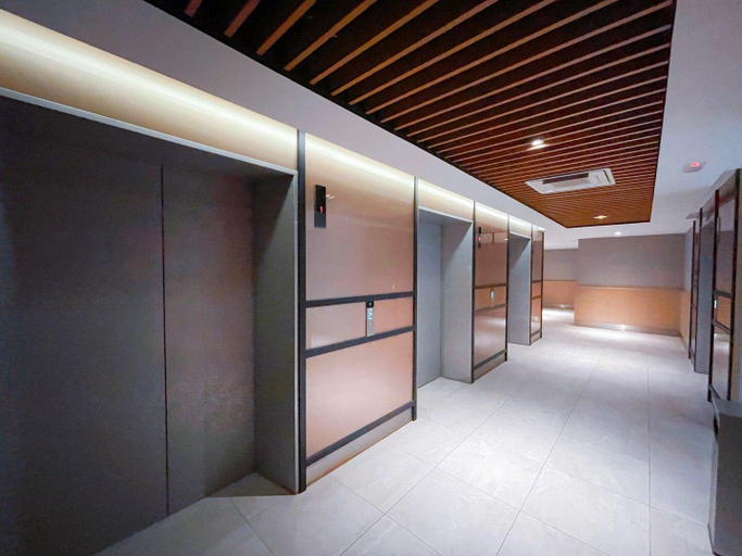 Public Area, Comfy Family Suite 3 Bedrooms @ Menjalara, Kuala Lumpur